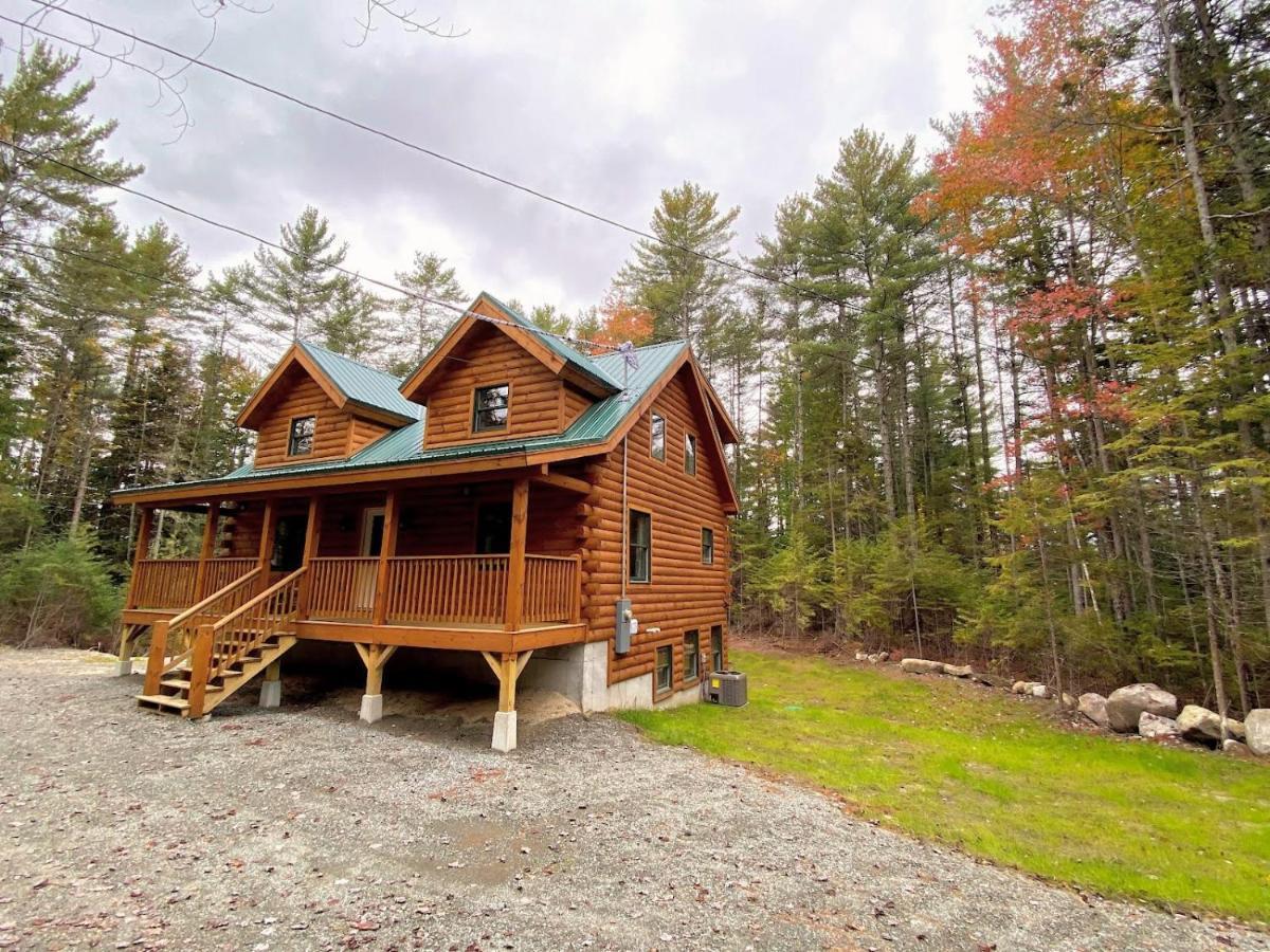 NEW LOG HOME WELL APPOINTED GREAT LOCATION WITH AC WIFI CABLE FIREPLACE FIREPIT BETHLEHEM, (United States) - from US$ 594 | BOOKED